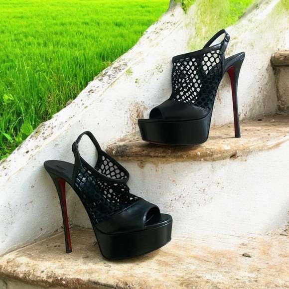 NIB Christian Louboutin Plougesta Alta Leather Pumps Size 39.5 $1245 - Picture 4 of 5